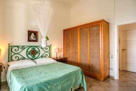 Gocce Villas - Sunshine Villa ماسّا لوبْرينسِ المظهر الخارجي الصورة