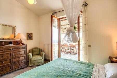 Gocce Villas - Sunshine Villa ماسّا لوبْرينسِ المظهر الخارجي الصورة